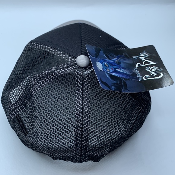 Tim Burtons Corpse Bride Men's Trucker Hat - Picture 3 of 6